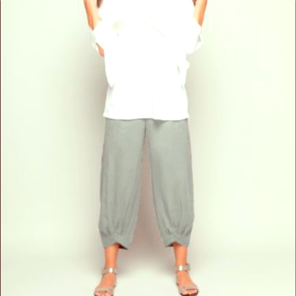 STELLA CARAKASI WHITE CROPPED ANKKE FLOOD PANTS